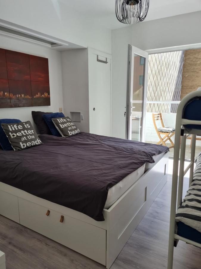 Modern appartement met uniek zeezicht Koksijde Exterior foto